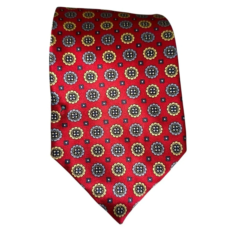 NWT Lands’ End Mens Tie Silk Red & Yellow Medallion Handsewn Satin 59x3.75” USA